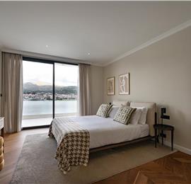 Selection of 5 bedroom seafront villas with heated pool on Ciovo near Trogir, sleeps 10